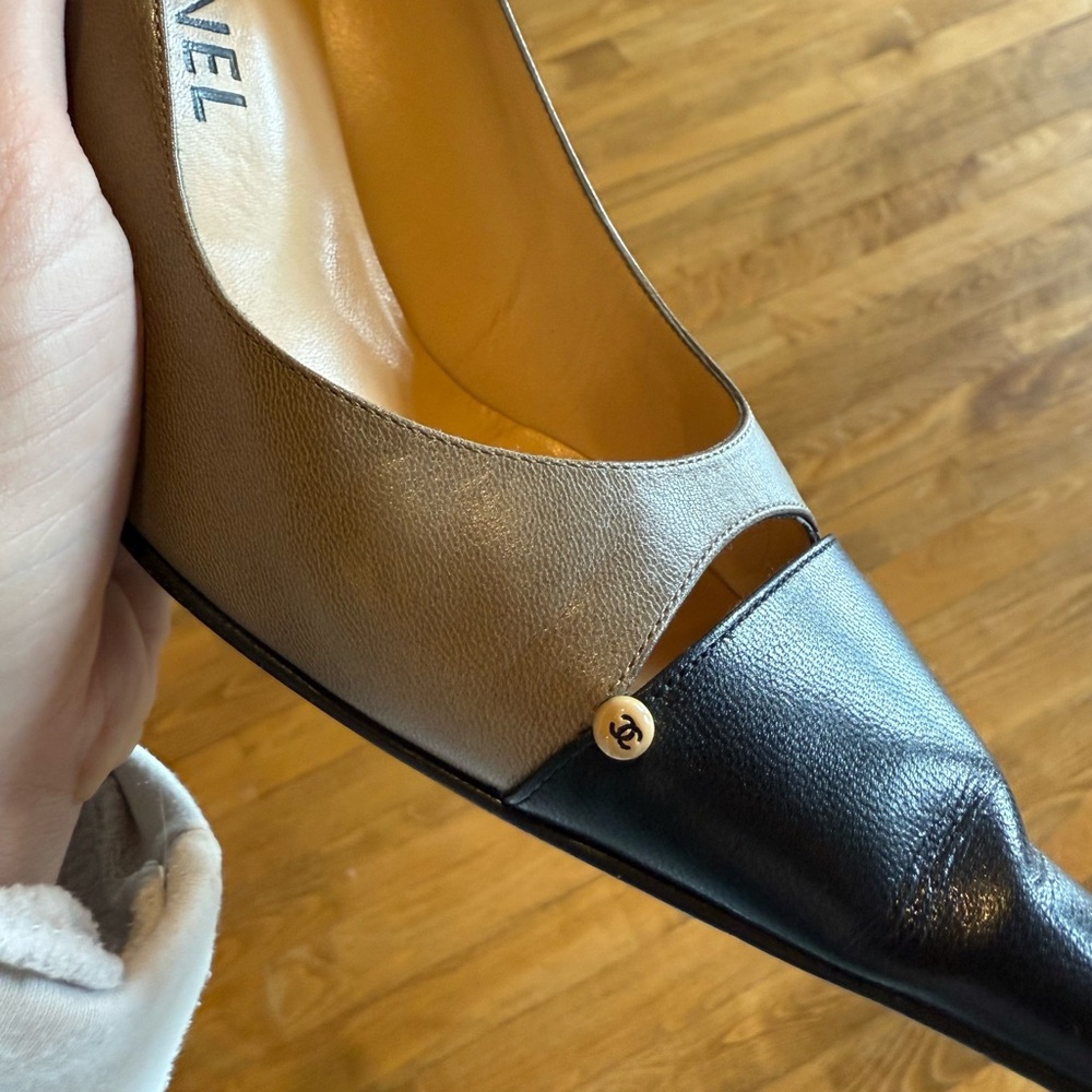 Chanel Black and Tan Heels with Elegant Design, Authentic, Size 8/8.5